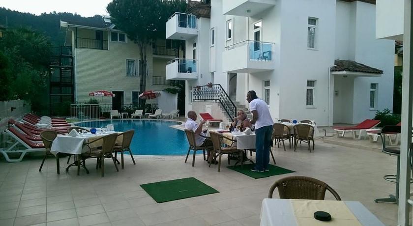 Tolan Apartments İçmeler Esterno foto
