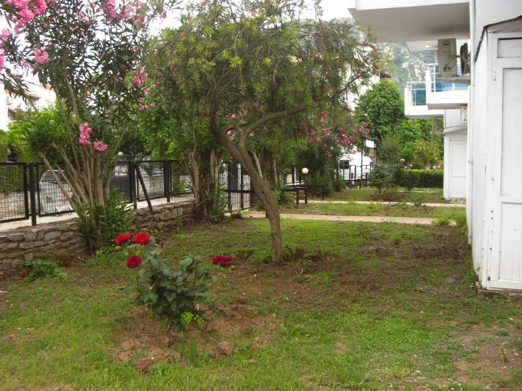 Tolan Apartments İçmeler Esterno foto